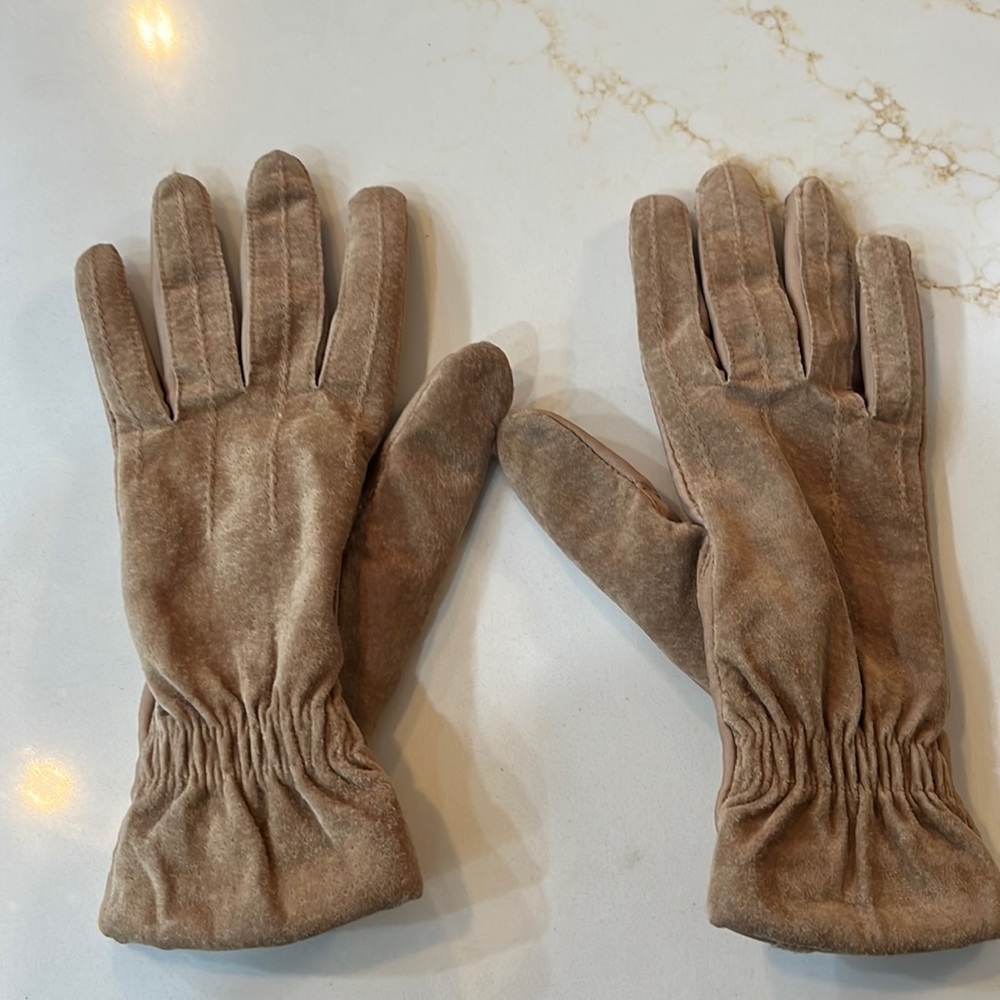 Women’s  leather gloves for a very thin hand